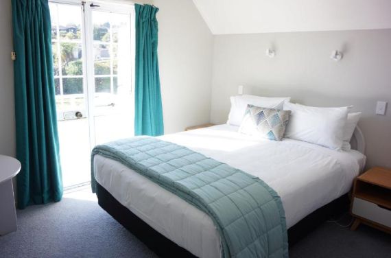 Two-Bedroom Apartment with Spa